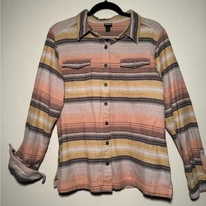 Patagonia Men's Casual Shirt in Earthy Tones